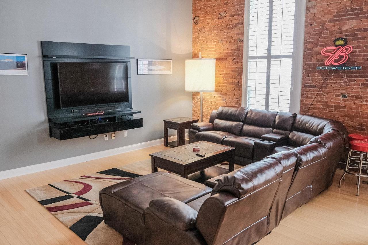 Appartamento Modern Lofts Next To Georgia St. & Convention Ctr. Indianapolis Esterno foto